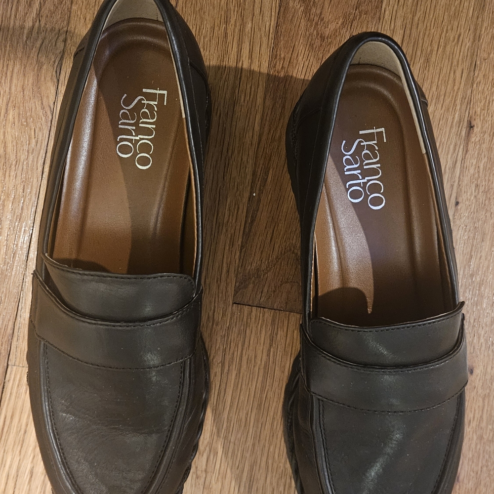 Franco Sarto Black Leather Platform Loafers – Size 7